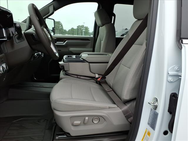 new 2026 GMC Sierra 2500 car, priced at $58,259