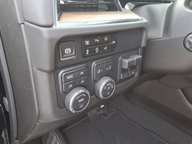 new 2025 Chevrolet Tahoe car, priced at $91,384