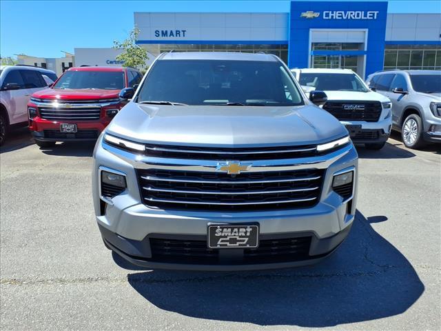 new 2026 Chevrolet Traverse car, priced at $44,390