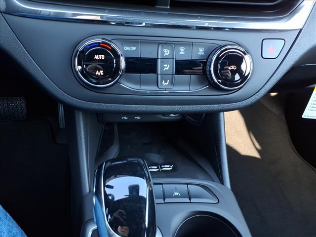 new 2026 Buick Envista car, priced at $25,155