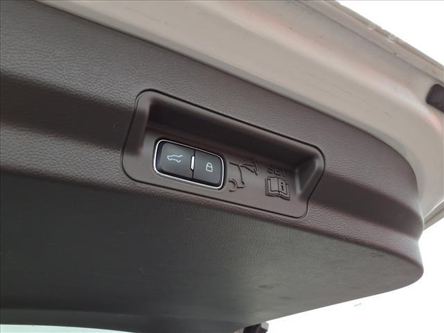 used 2022 Ford Explorer car, priced at $35,900