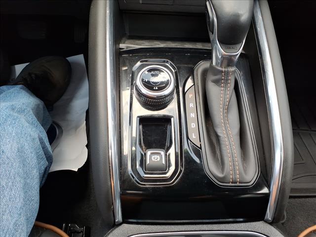 used 2024 GMC Canyon car, priced at $39,900