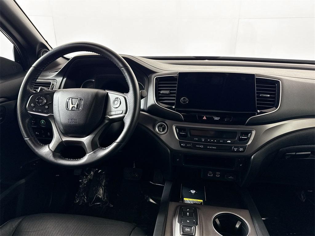 used 2024 Honda Passport car, priced at $32,997