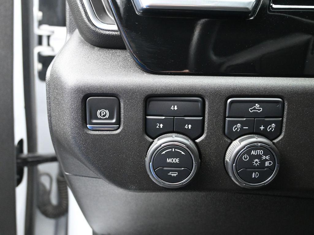 used 2025 Chevrolet Silverado 2500 car, priced at $59,999