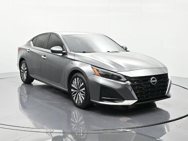 used 2023 Nissan Altima car, priced at $21,899