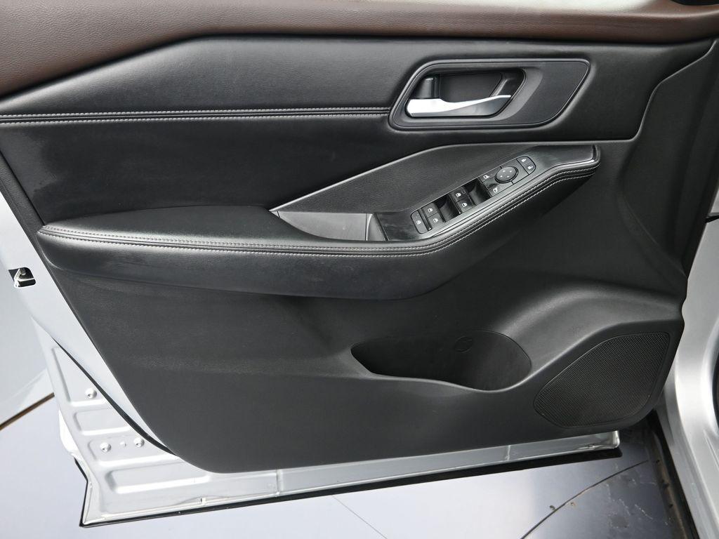 used 2022 Nissan Rogue car, priced at $21,599