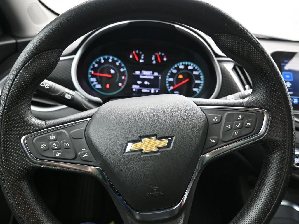 used 2025 Chevrolet Malibu car, priced at $18,999