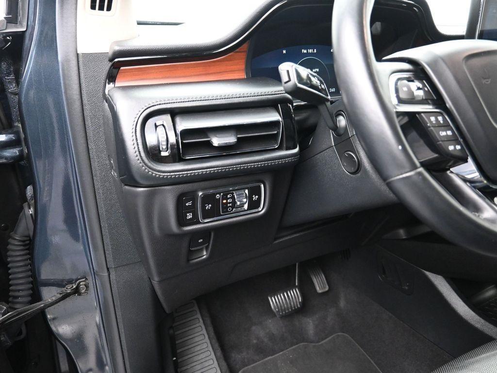 used 2023 Lincoln Nautilus car, priced at $39,991