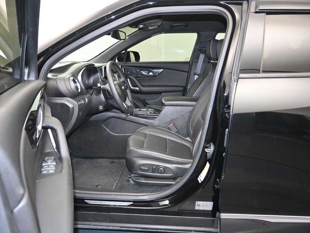 used 2022 Chevrolet Blazer car, priced at $29,999