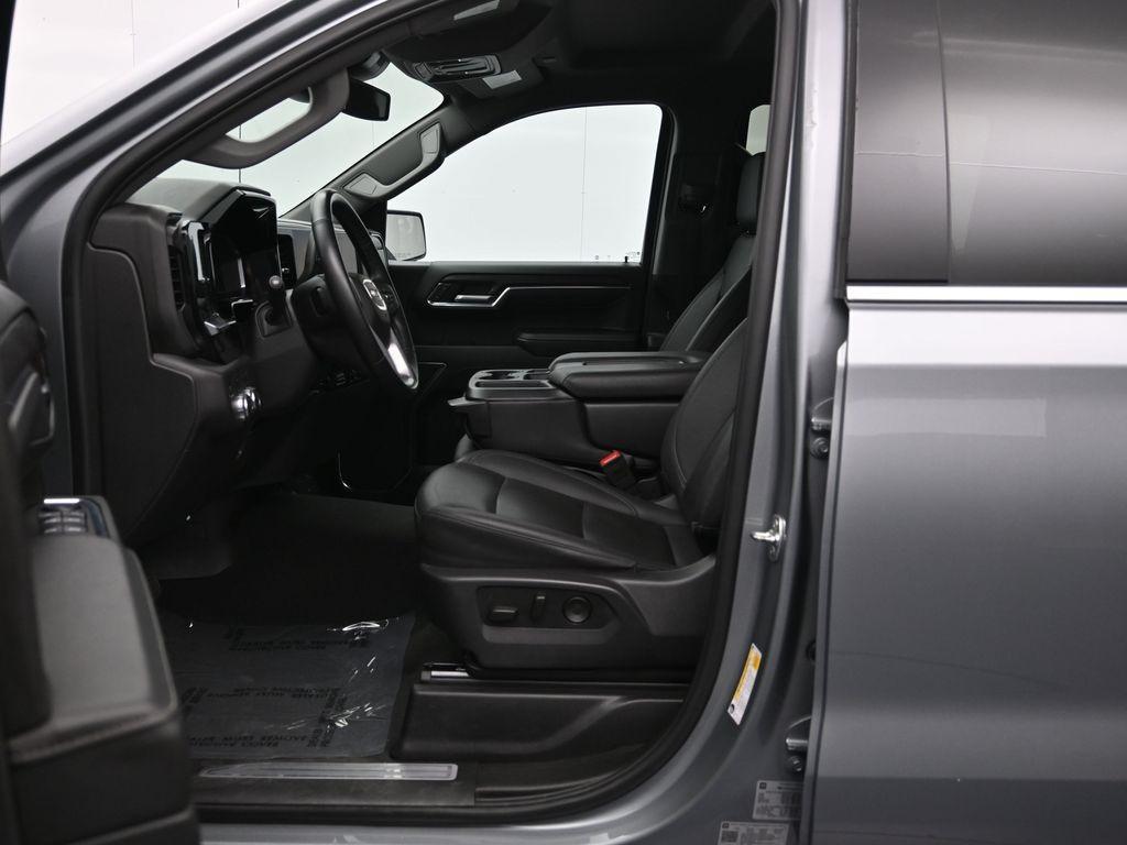 used 2025 GMC Sierra 1500 car, priced at $44,399