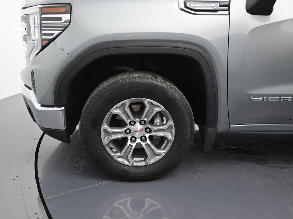 used 2025 GMC Sierra 1500 car, priced at $44,399