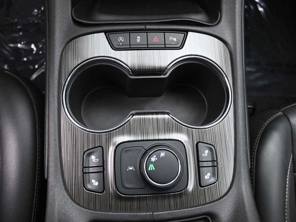 used 2023 GMC Acadia car, priced at $25,999