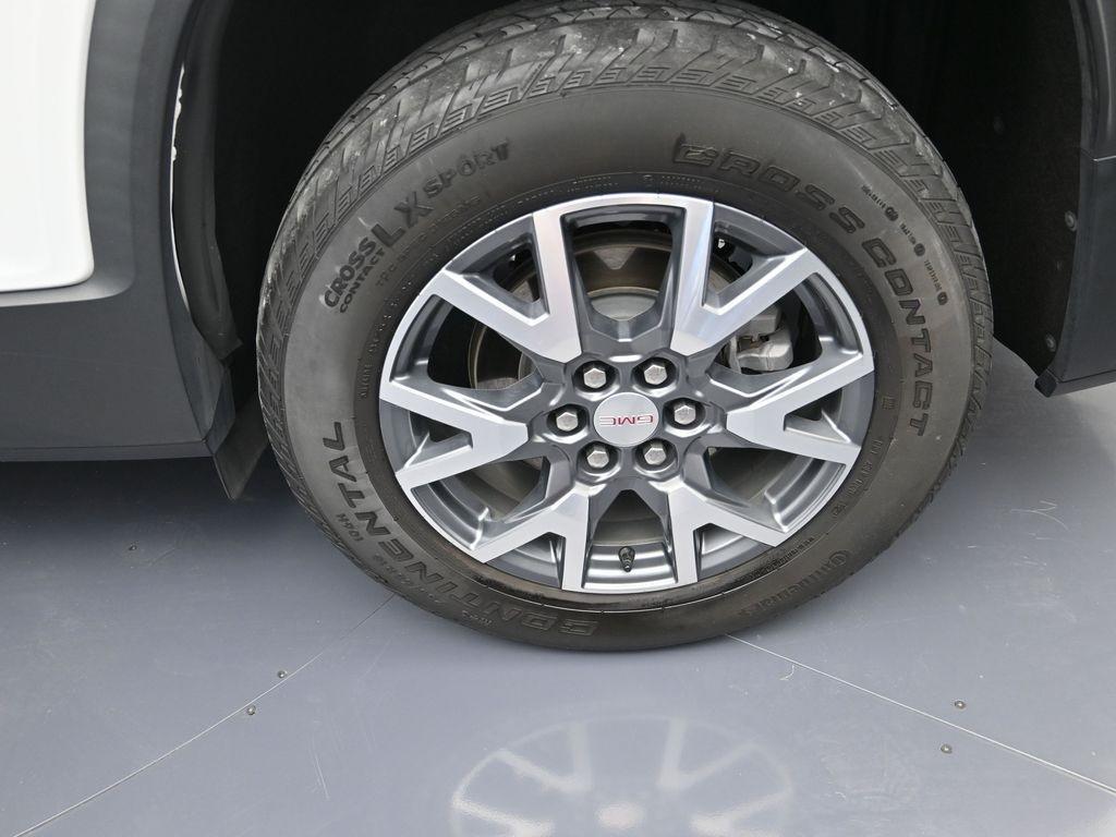 used 2023 GMC Acadia car, priced at $25,999