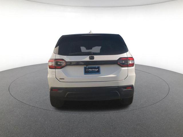 used 2025 Honda Pilot car, priced at $42,400