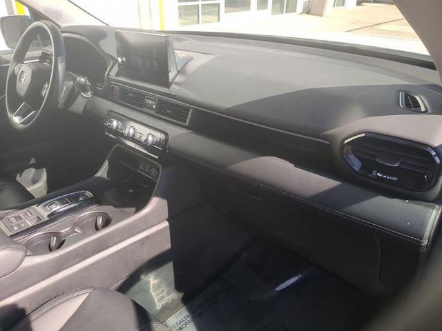 used 2025 Honda Pilot car, priced at $42,400