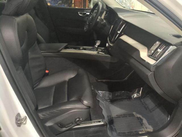 used 2020 Volvo XC60 car, priced at $24,800