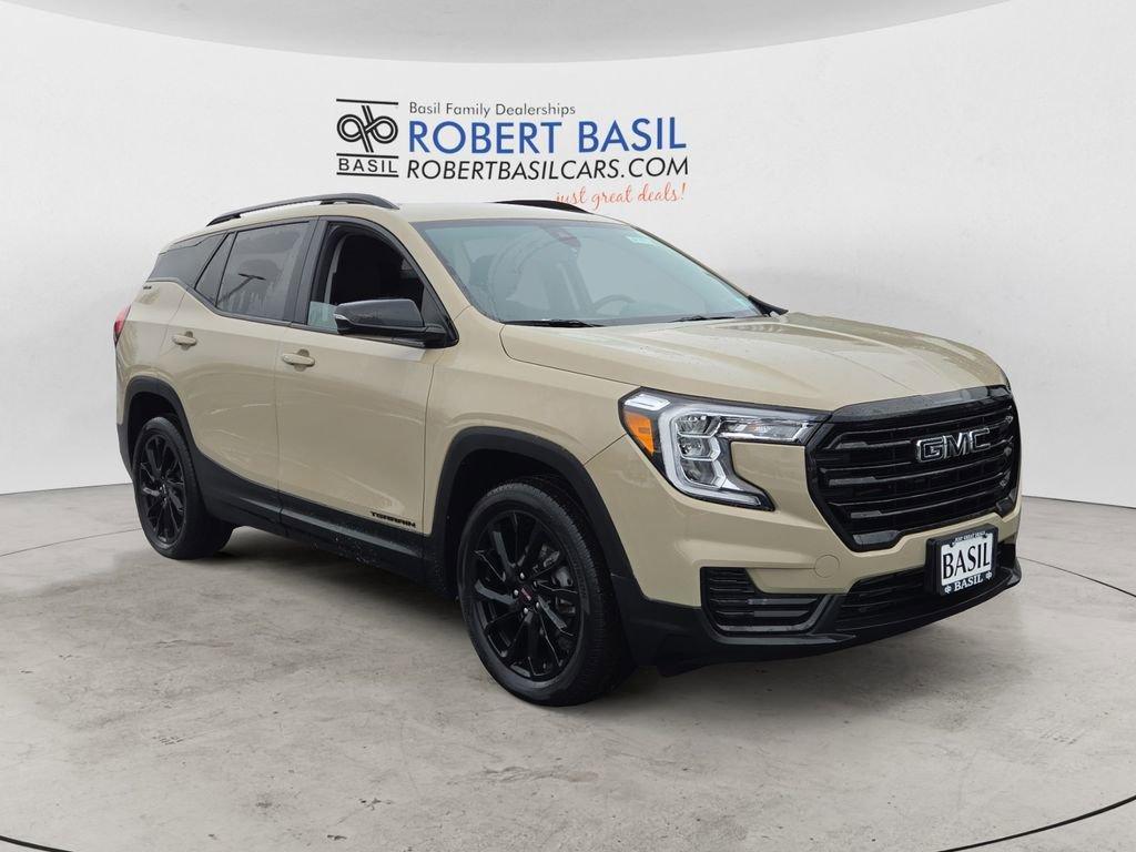 used 2023 GMC Terrain car, priced at $24,713