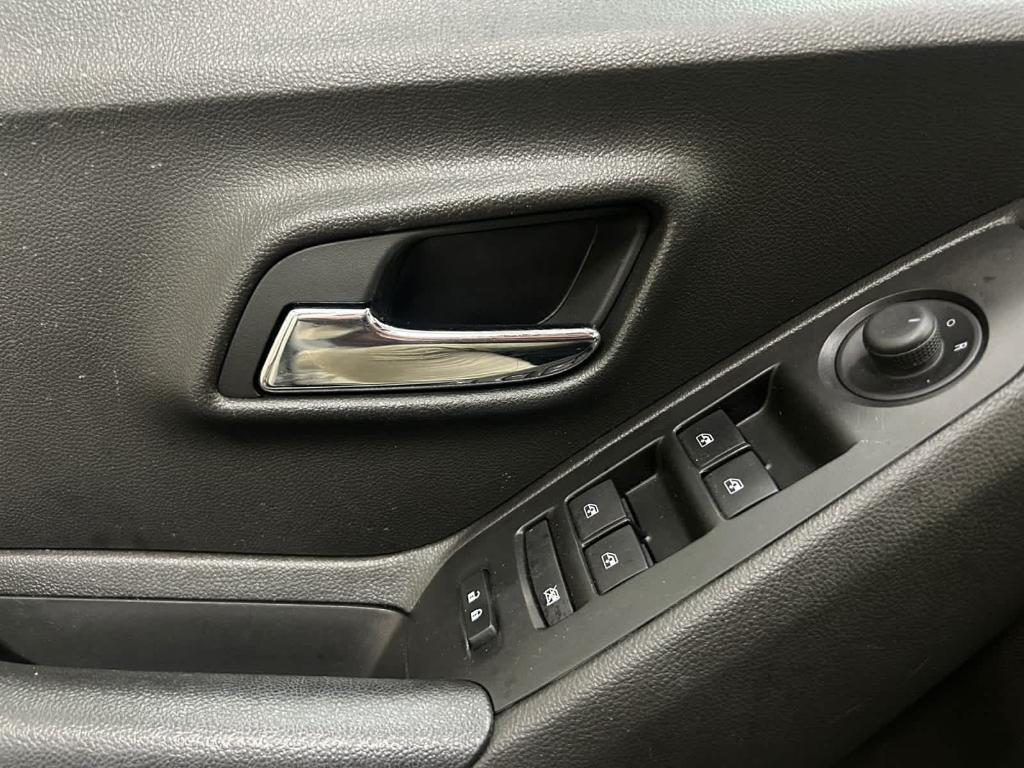 used 2022 Chevrolet Trax car, priced at $17,360