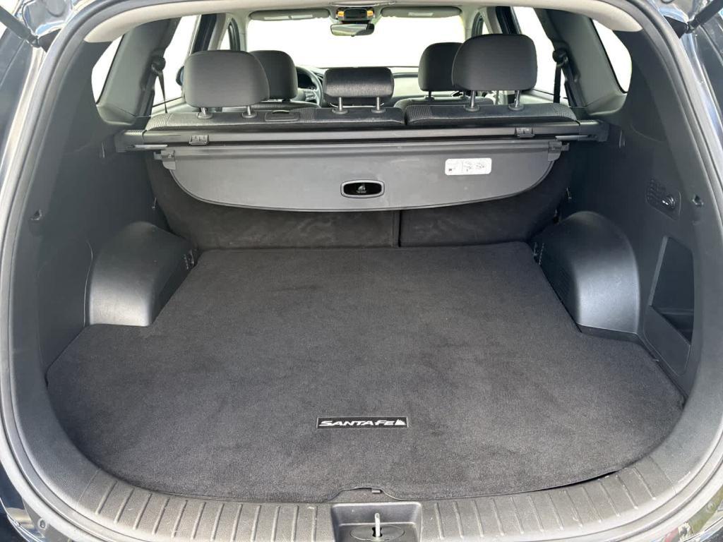 used 2021 Hyundai Santa Fe car, priced at $17,495
