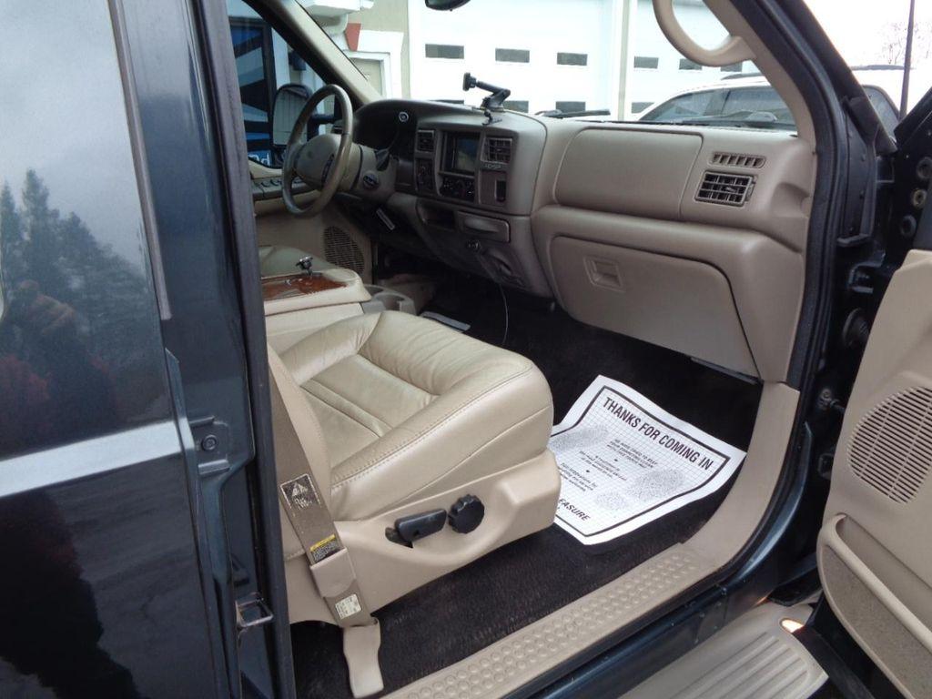 used 2000 Ford Excursion car, priced at $11,995