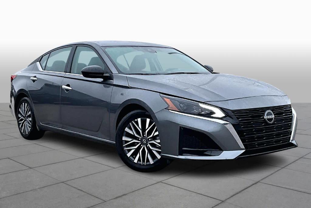 used 2025 Nissan Altima car, priced at $20,240