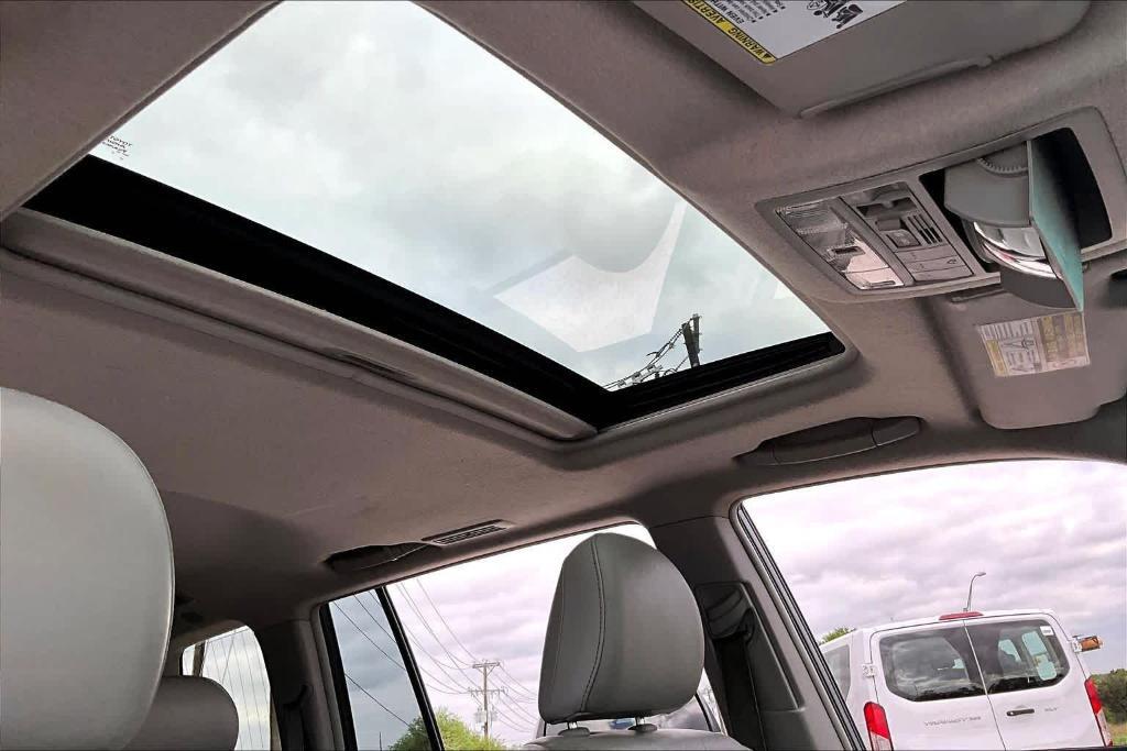 used 2012 Toyota Highlander car, priced at $12,588