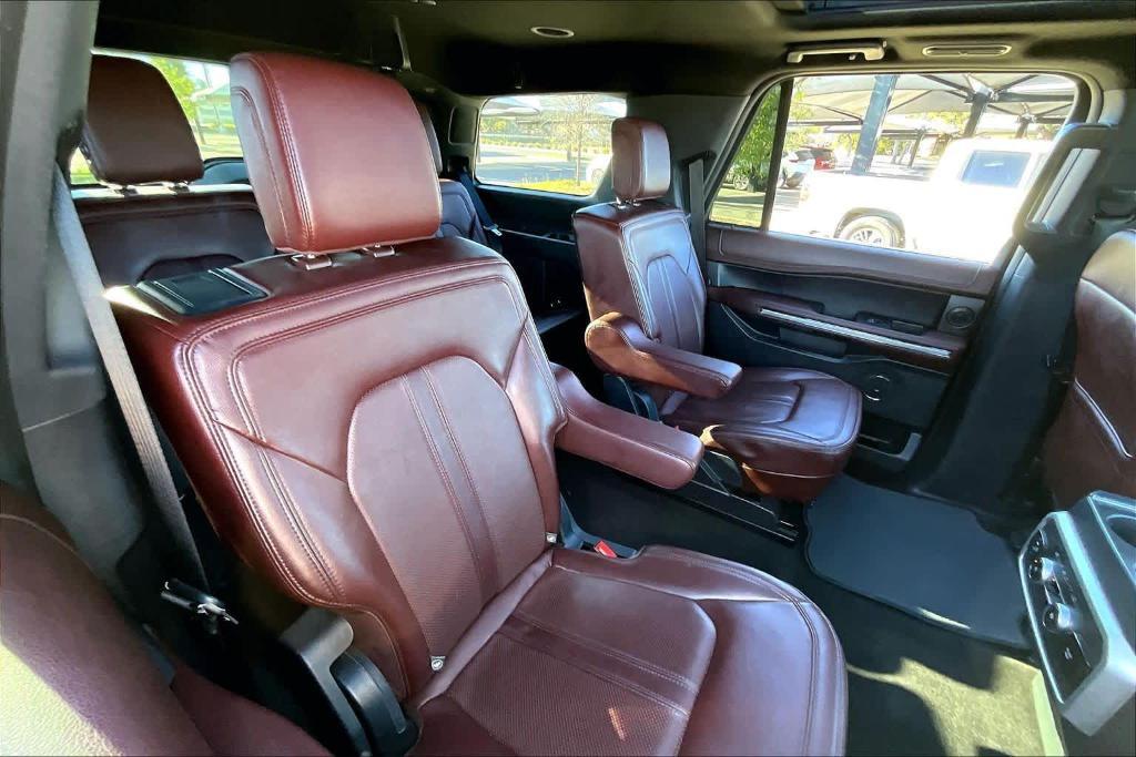 used 2023 Ford Expedition car, priced at $33,700