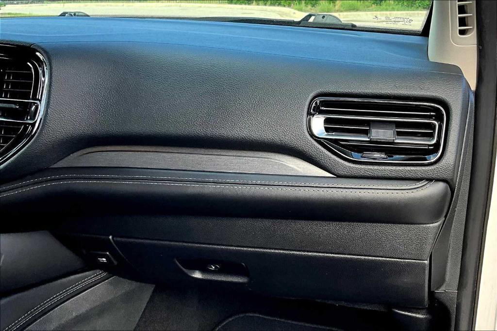 2021 White Knuckle Clearcoat Dodge Durango