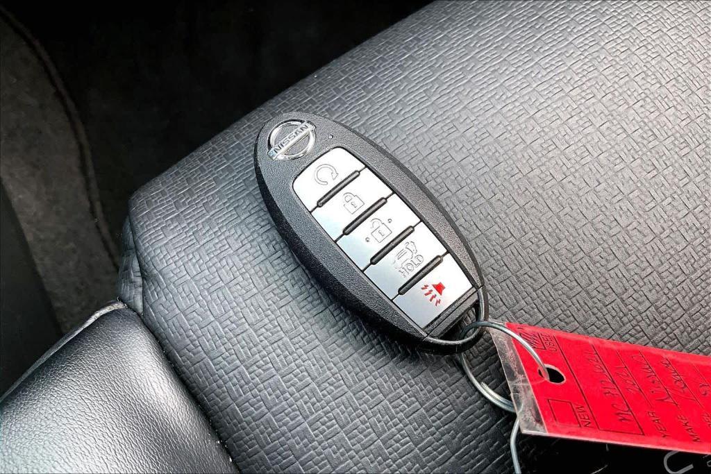 used 2021 Nissan Rogue car, priced at $18,988