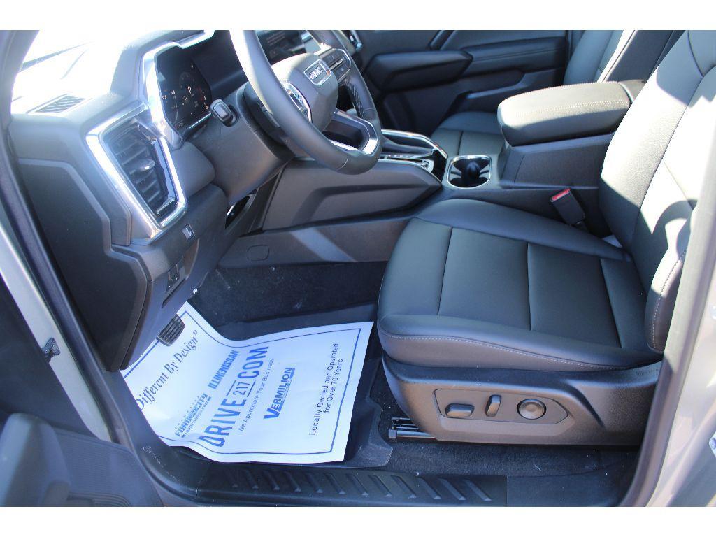 new 2026 GMC Canyon car, priced at $43,856