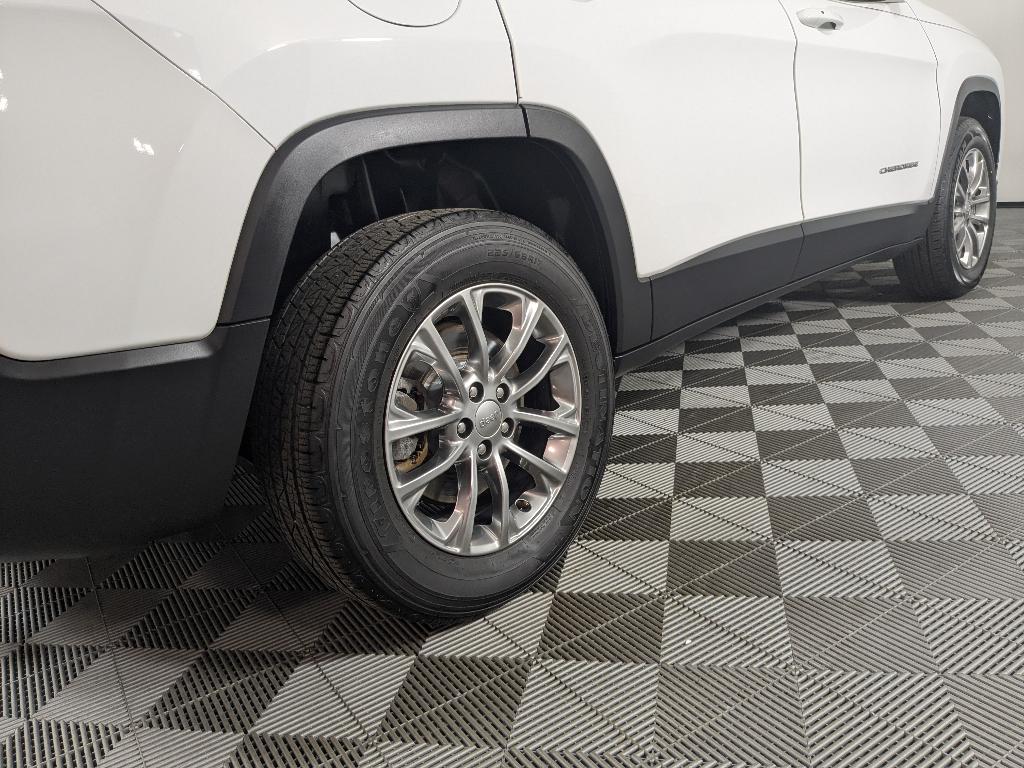 used 2021 Jeep Cherokee car, priced at $19,613