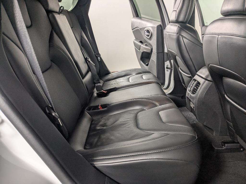 used 2021 Jeep Cherokee car, priced at $19,613