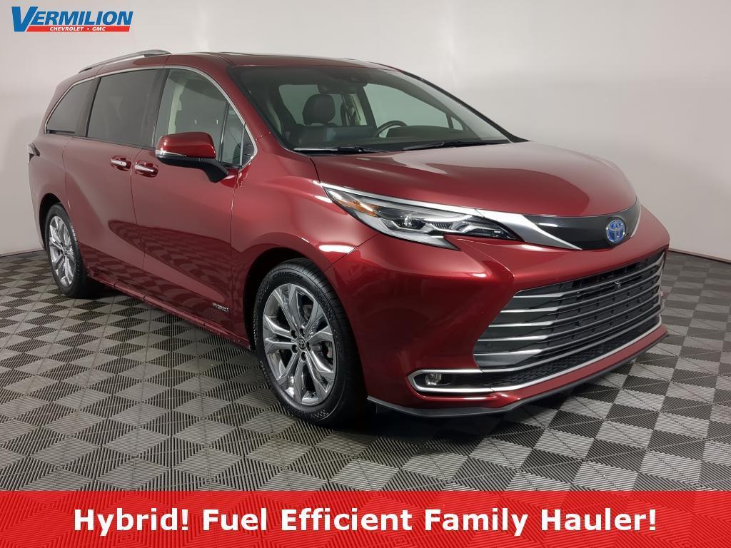 used 2021 Toyota Sienna car, priced at $34,096