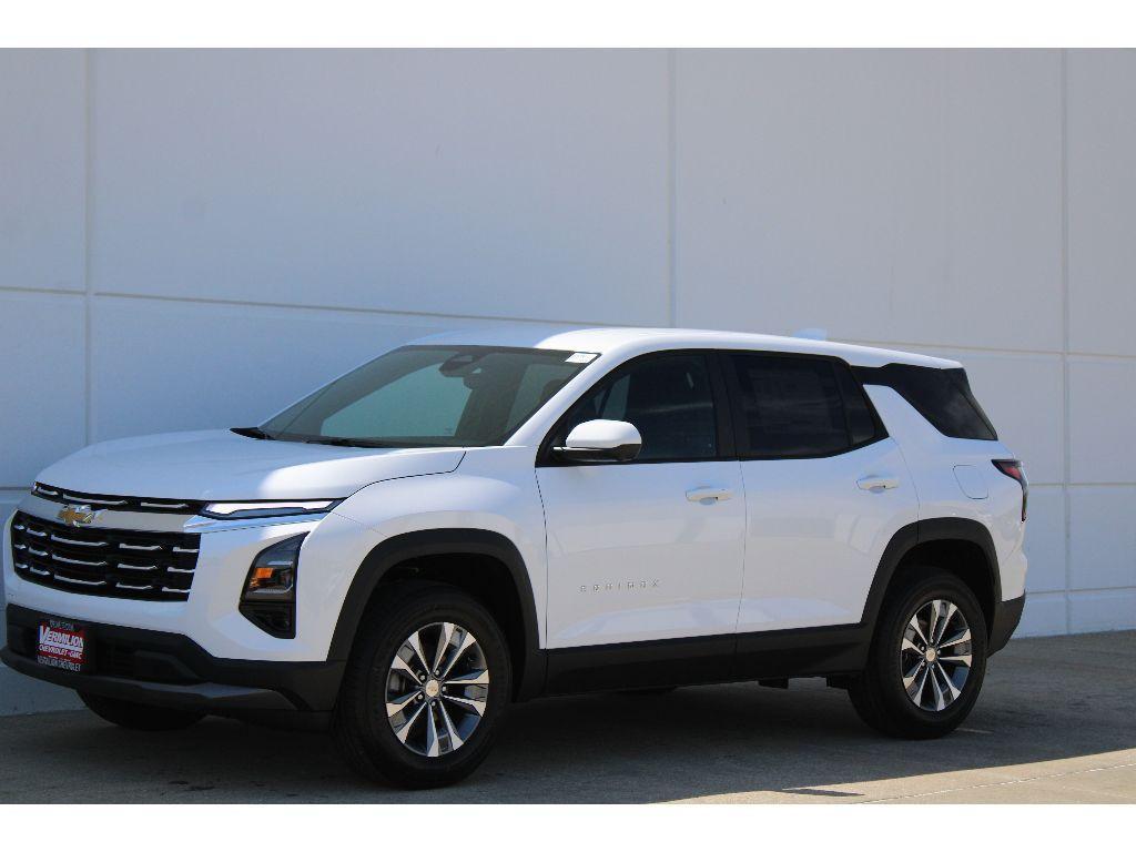new 2026 Chevrolet Equinox car, priced at $32,065