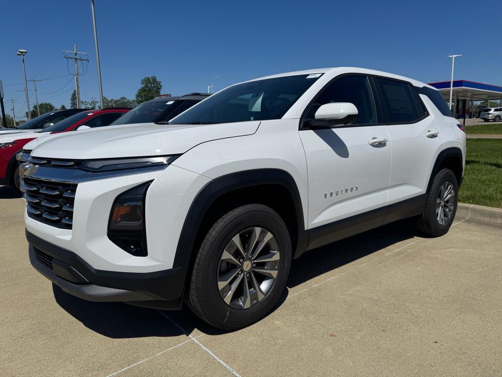 new 2026 Chevrolet Equinox car, priced at $32,065