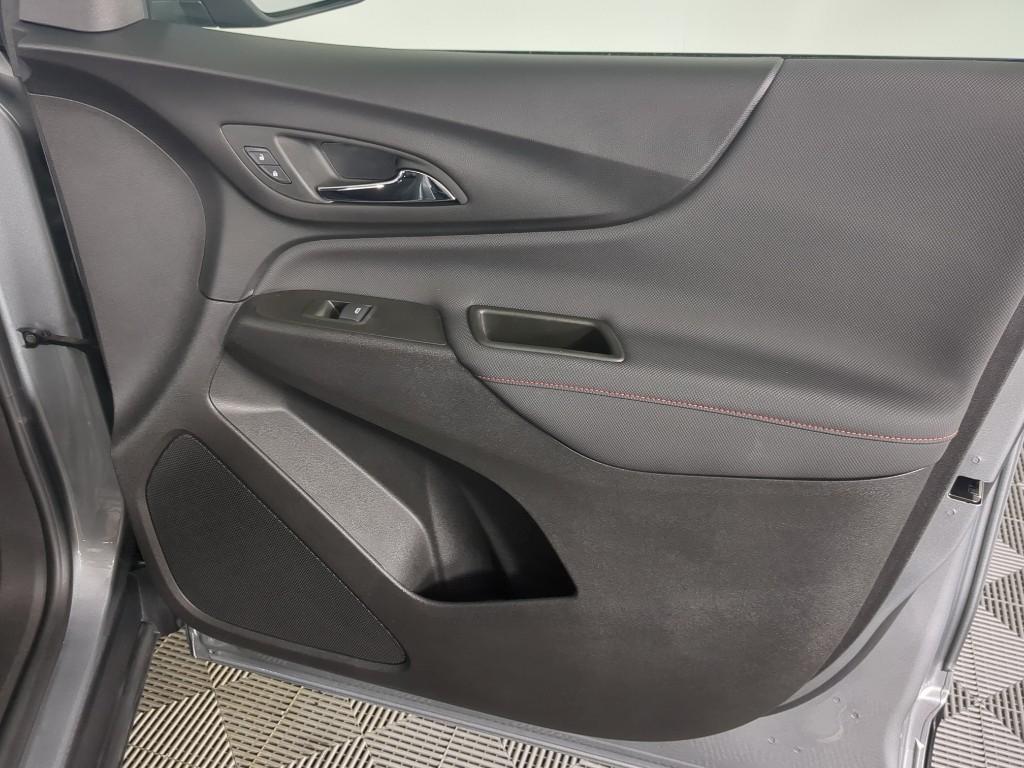 used 2024 Chevrolet Equinox car, priced at $25,012