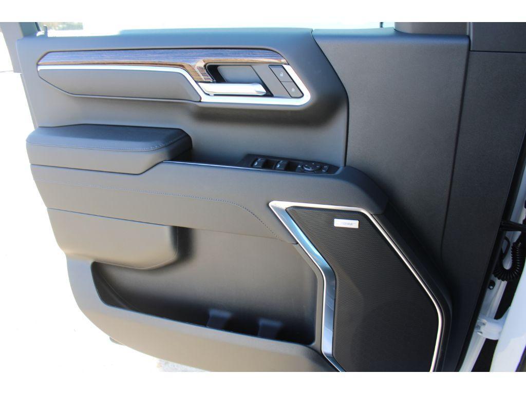 new 2026 GMC Sierra 1500 car, priced at $59,250