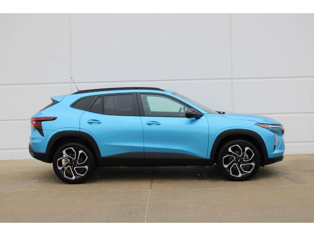 new 2025 Chevrolet Trax car, priced at $25,640