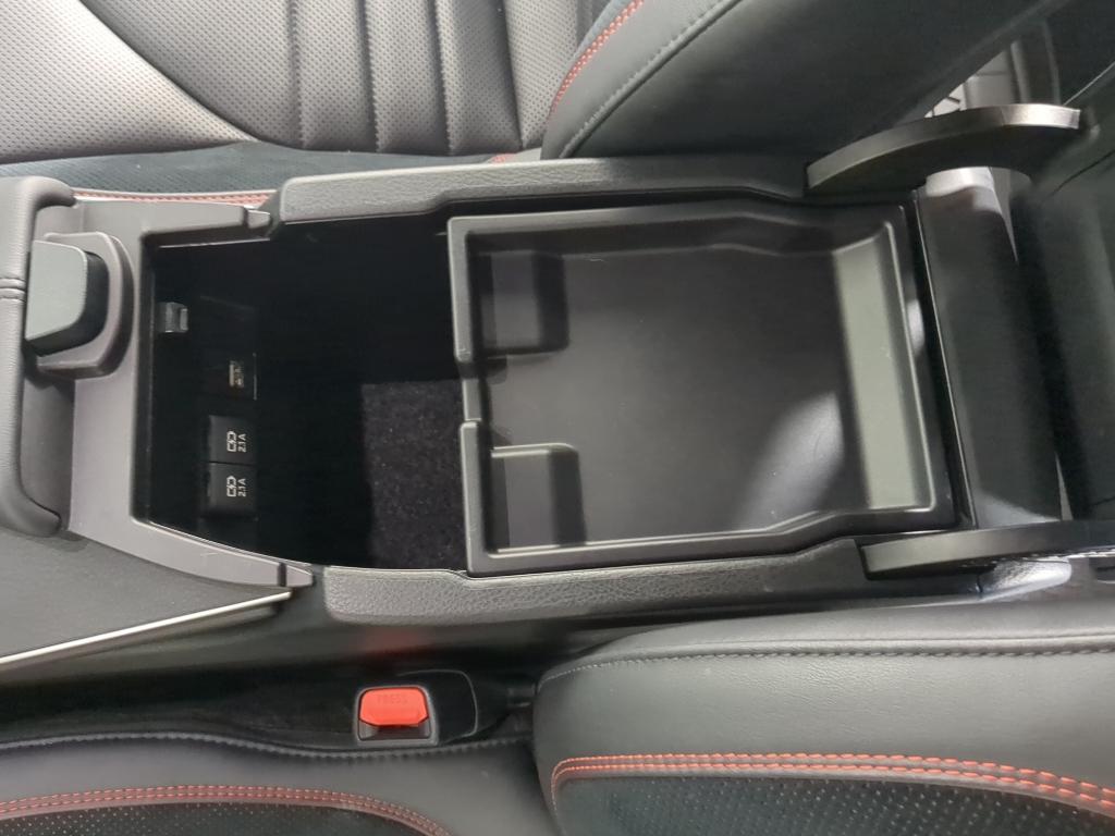 2020 Wind Chill Pearl Toyota Avalon