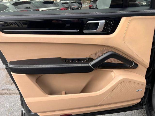 used 2019 Porsche Cayenne car, priced at $27,995