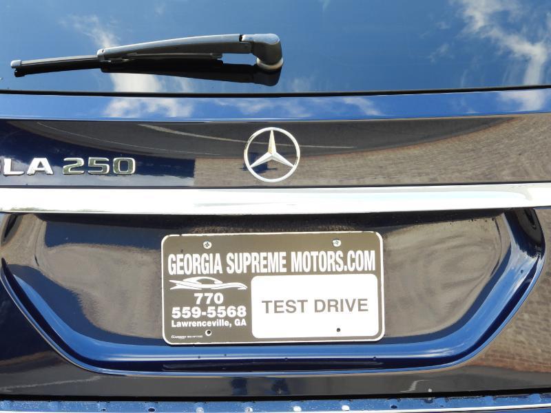 used 2018 Mercedes-Benz GLA 250 car, priced at $18,477