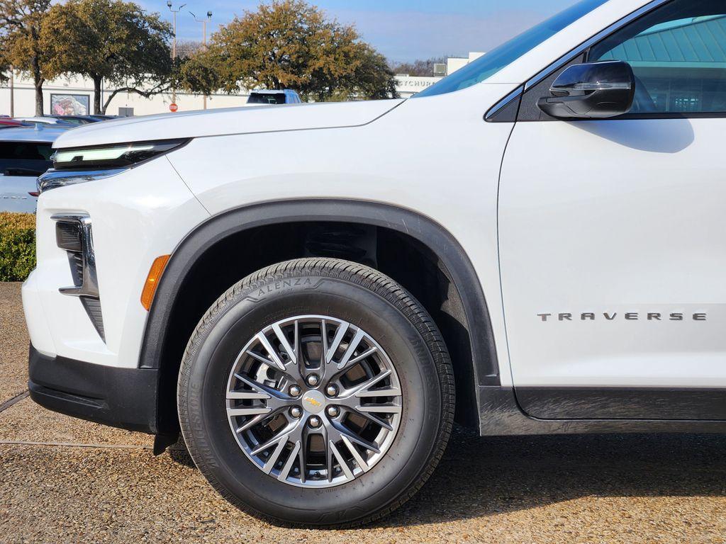 used 2026 Chevrolet Traverse car, priced at $39,500