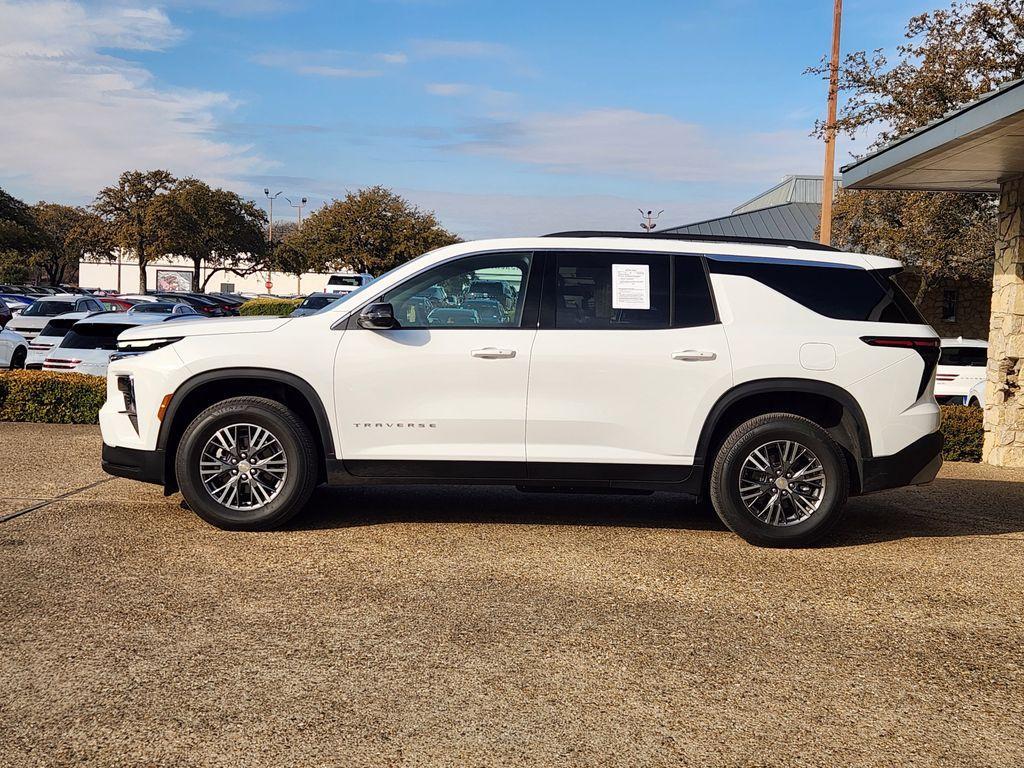 used 2026 Chevrolet Traverse car, priced at $39,500