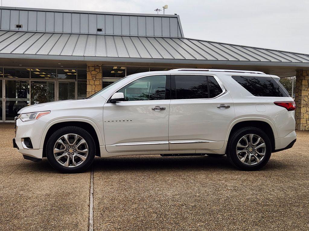used 2020 Chevrolet Traverse car, priced at $21,900