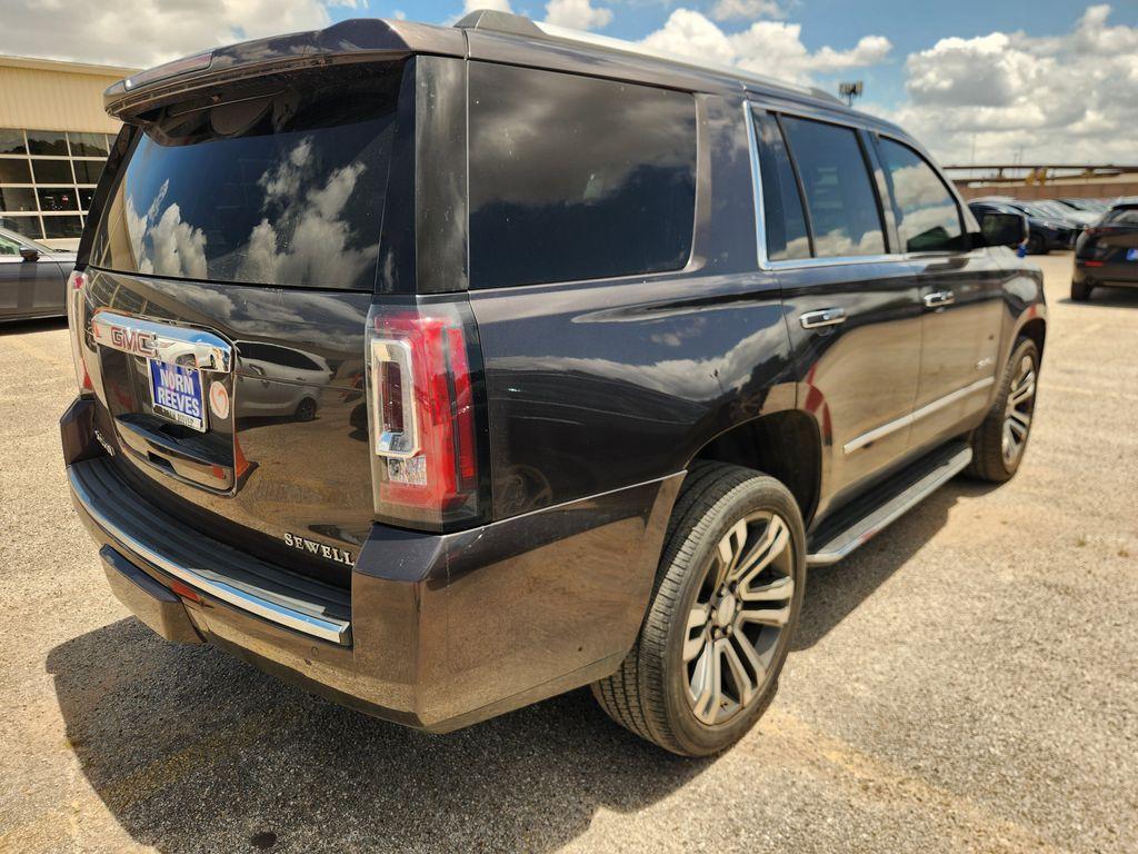 used 2017 GMC Yukon car, priced at $26,500