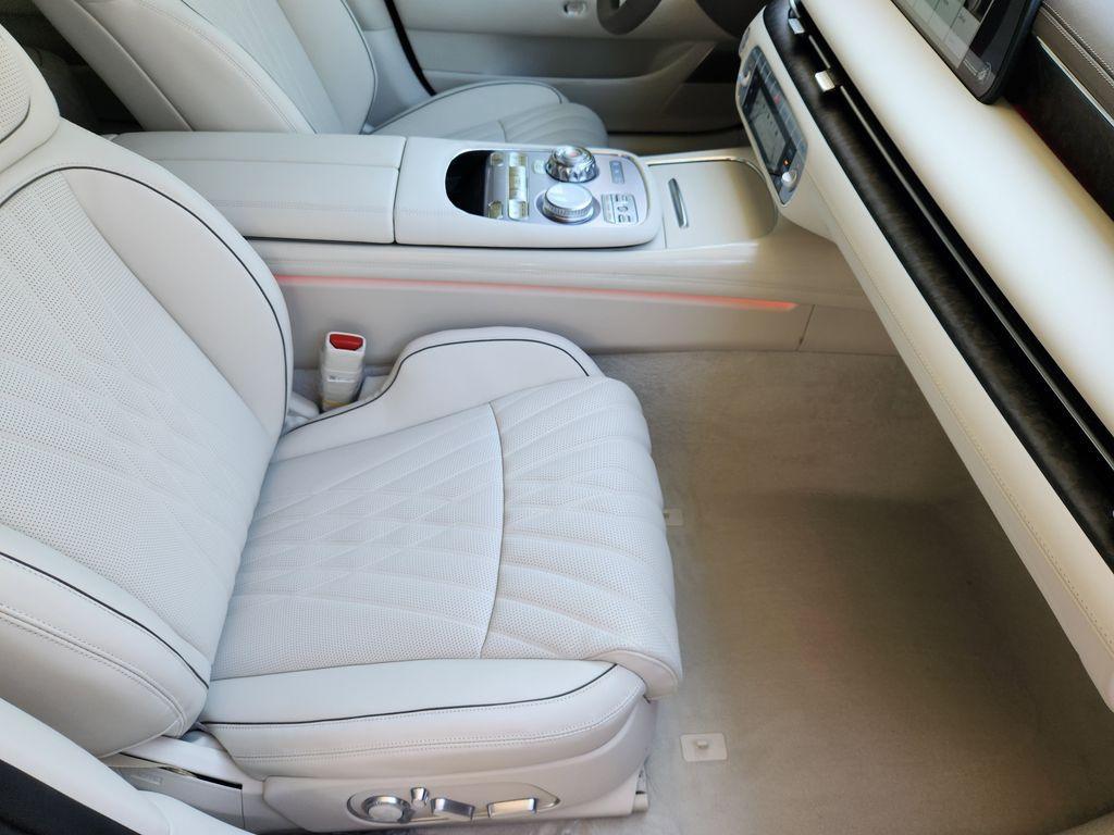 new 2026 Genesis G90 car, priced at $100,545