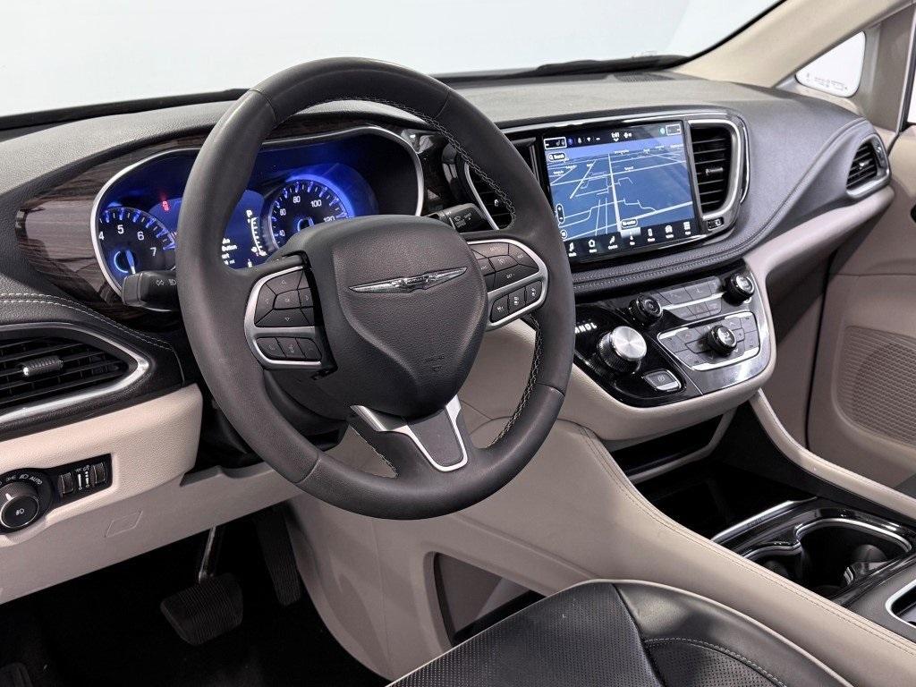 used 2024 Chrysler Pacifica car, priced at $36,000