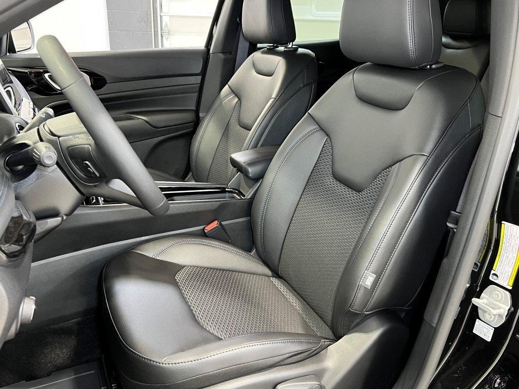 new 2026 Jeep Compass car, priced at $27,042