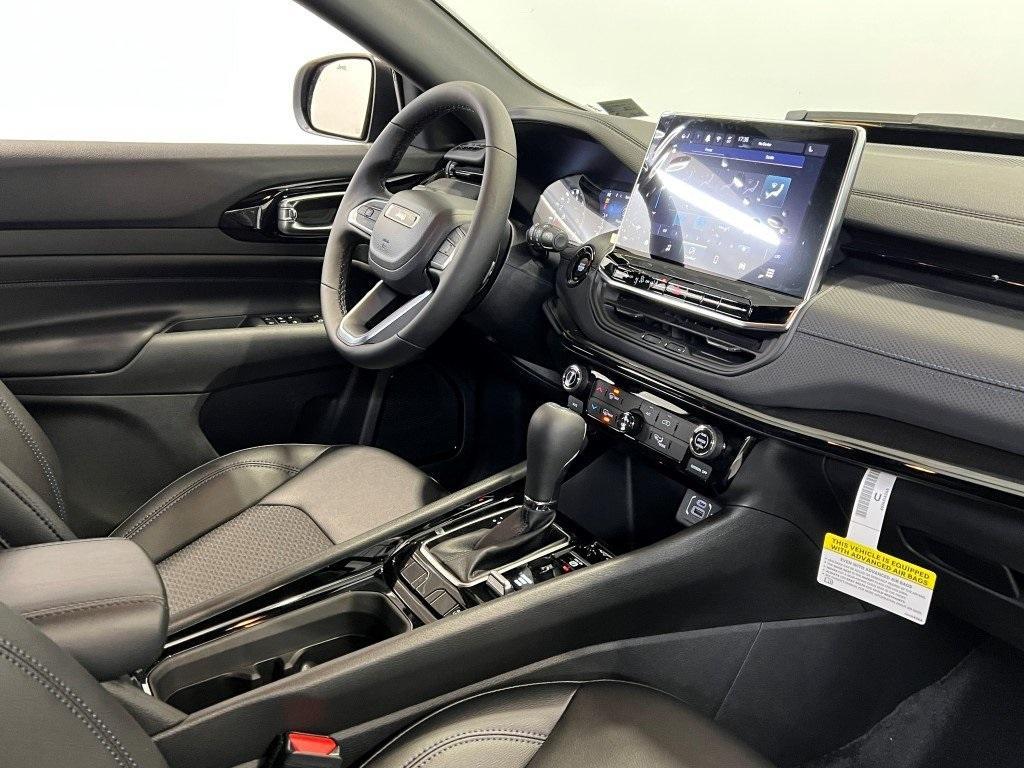 new 2026 Jeep Compass car, priced at $27,042