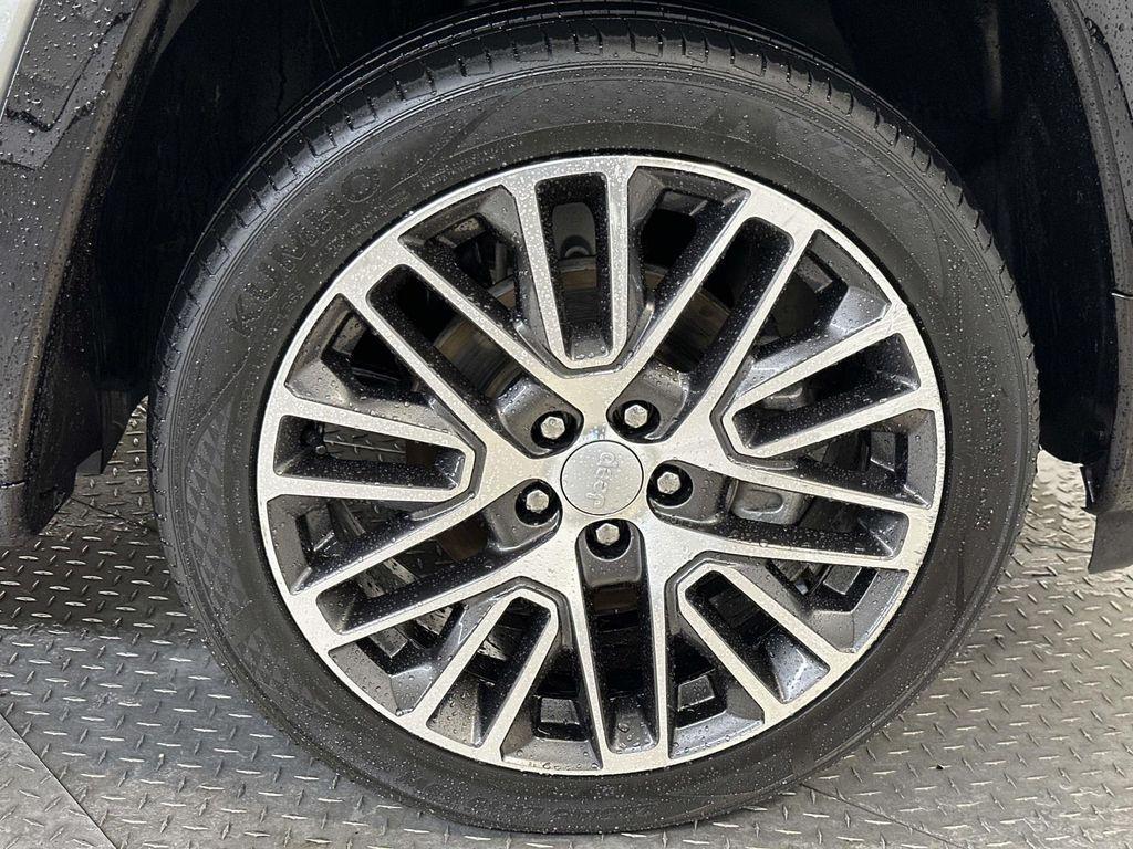 used 2022 Jeep Compass car, priced at $19,800